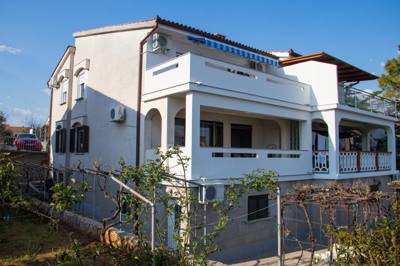 קרק Apartman Mara מראה חיצוני תמונה